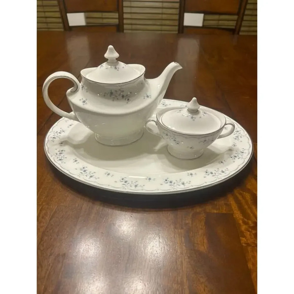 RARE!! Royal Daulton Cotillion VTG Full Tea Serving Set Fine Bone China - Picture 2 of 7